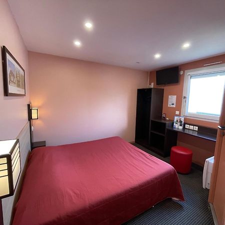 Brit Hotel St-Quentin/Nord Fayet  외부 사진