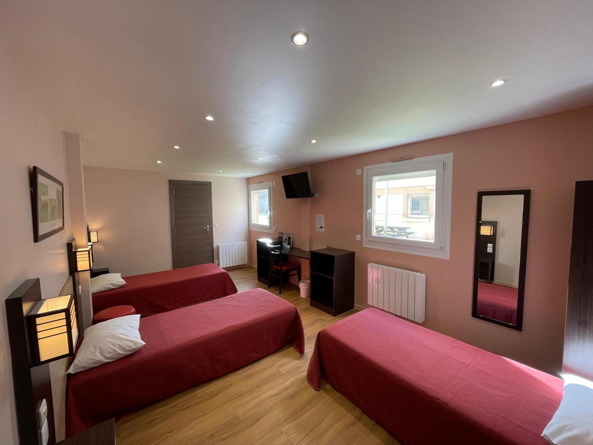 Brit Hotel St-Quentin/Nord Fayet  외부 사진